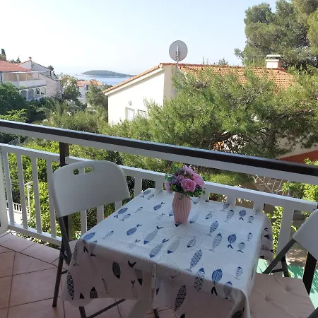 Apartments Zvonimir Hvar Town Exterior photo