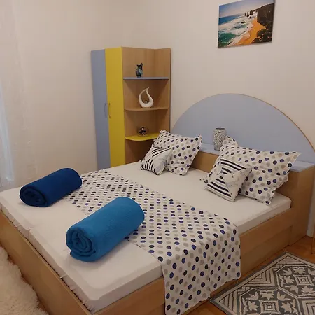 Apartments Zvonimir Hvar Town Exterior photo