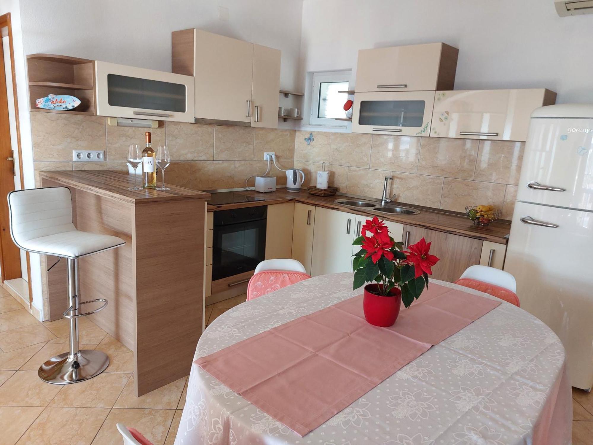 Zvonimir Apartment *